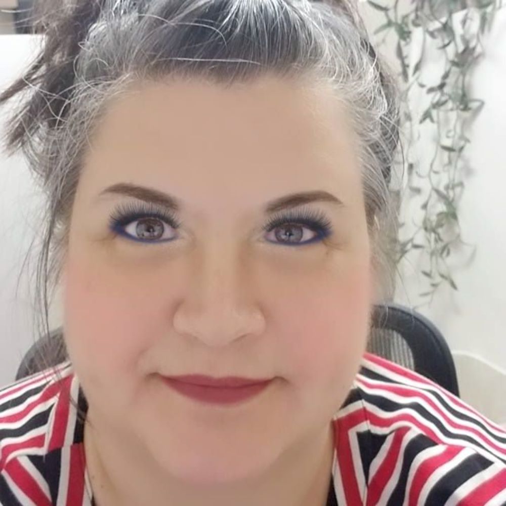 Meet your Posher, Lisa